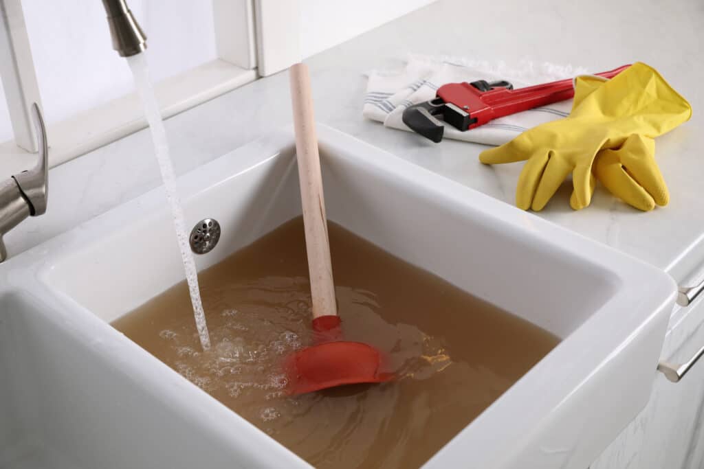 emergency drain cleaning services in houston
